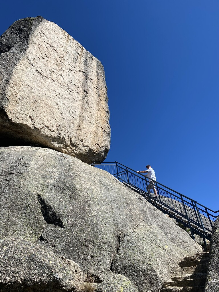 Climbing The Monolith by mazoo