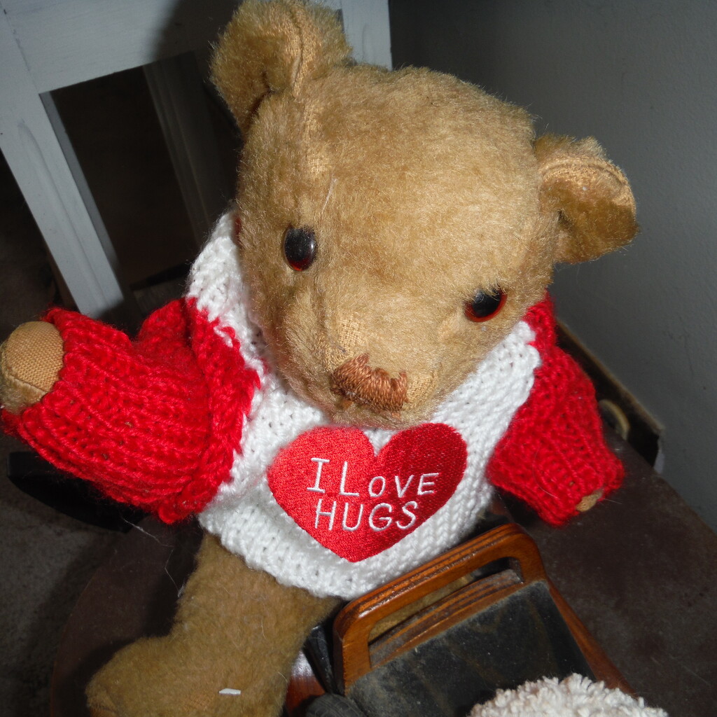 Heart #2: On Teddy's Sweater by spanishliz