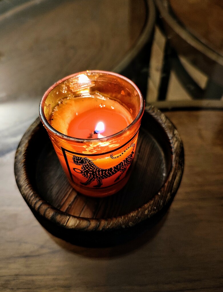 Ortigia candle  by boxplayer