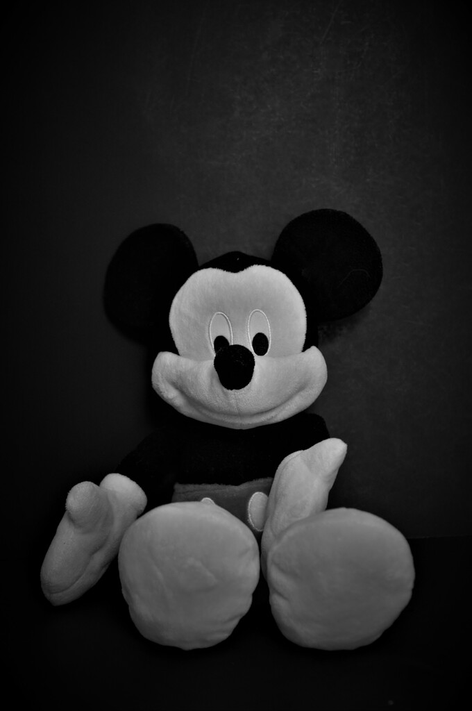 Mickey Mouse by chejja
