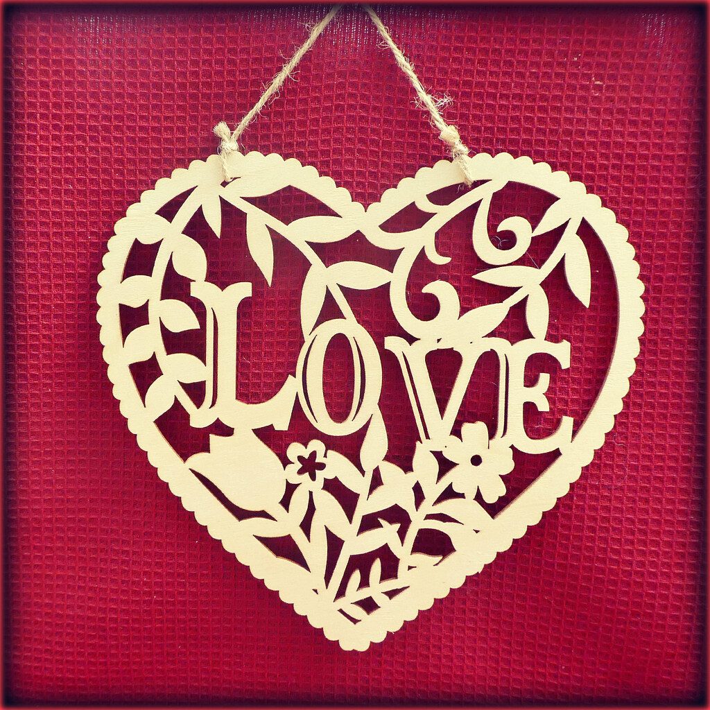 Love Heart  by wendyfrost