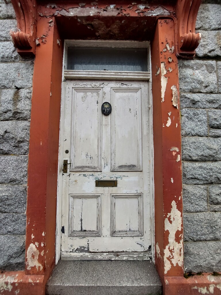 Dalbeattie door by samcat