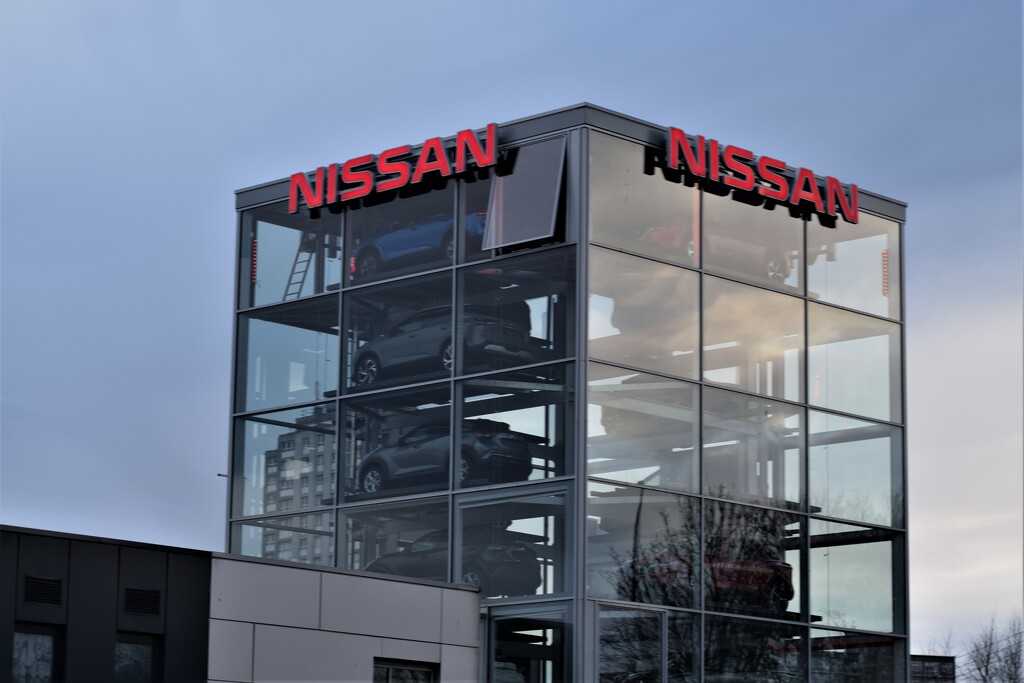 Nissan by christophercox