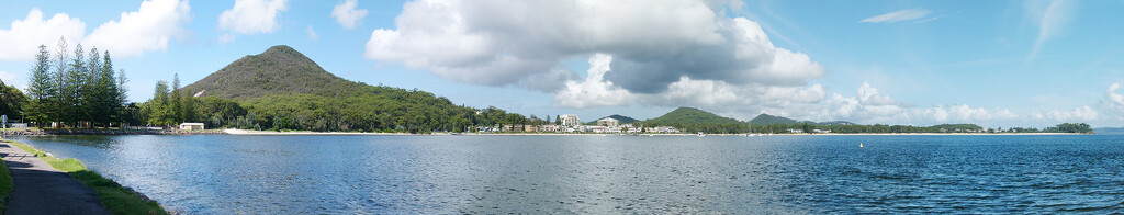 Shoal Bay Panorama by onewing