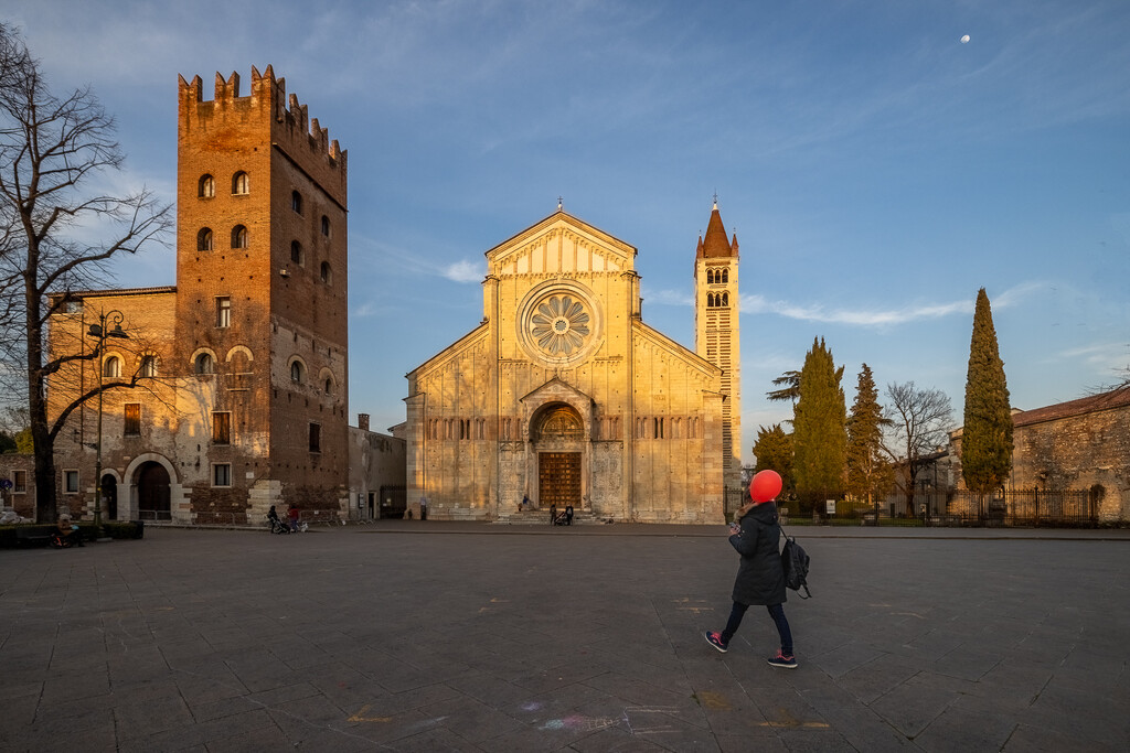 The Basilica, the Moon, and the Girl with the Red Balloon by jyokota