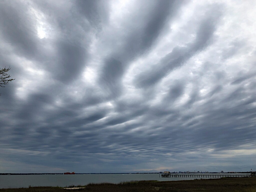 Amazing cloud formations.  I’m not sure what these are called. by congaree
