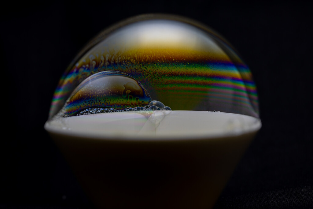 Planet bubble by flyrobin