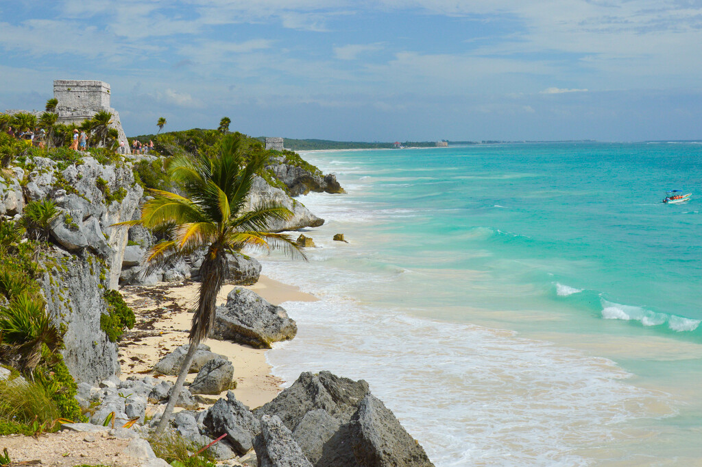 Tulum Ruins by gerry13