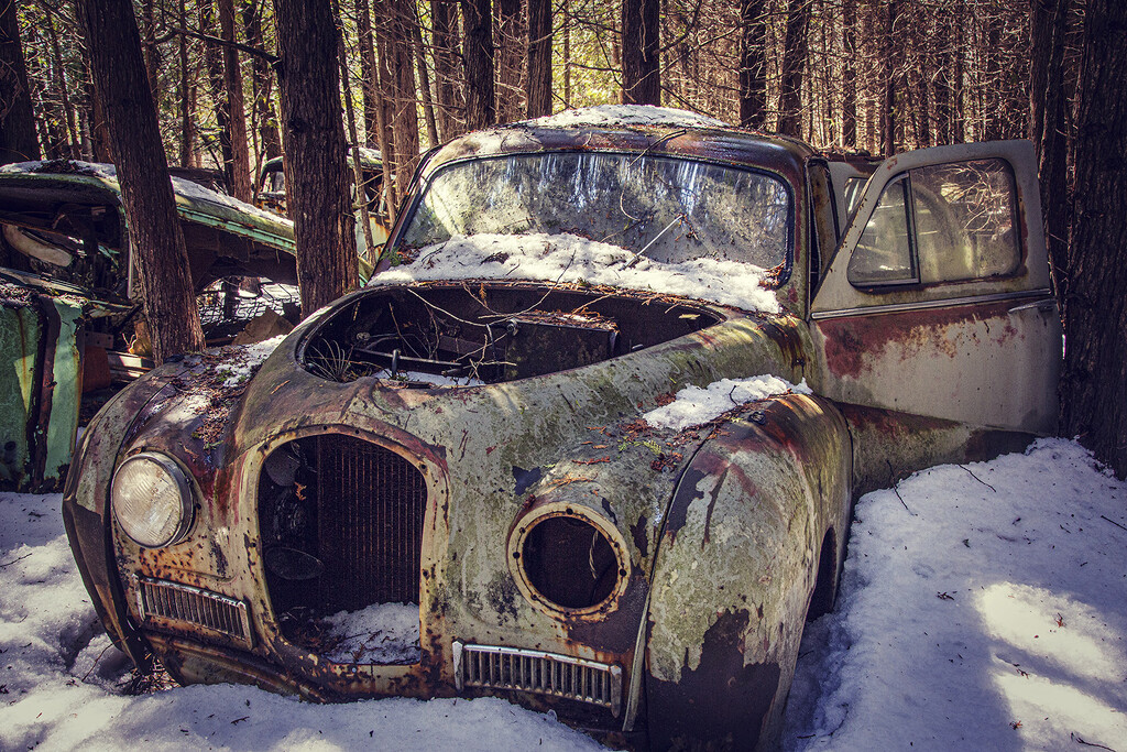  Vintage Retro Abandoned by pdulis