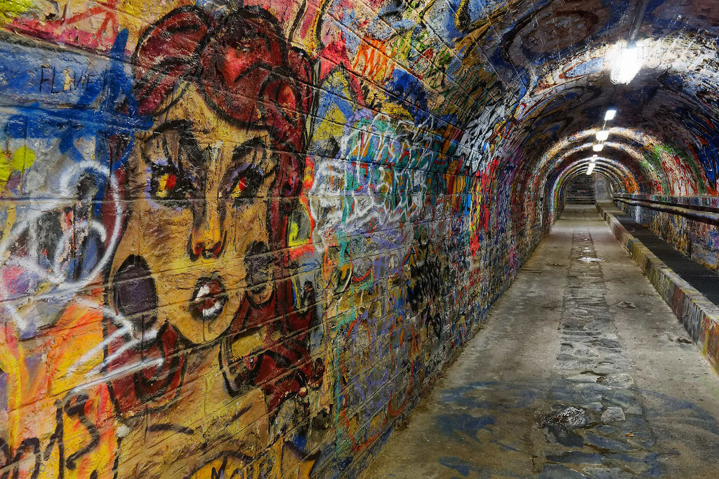 Underground art by laroque