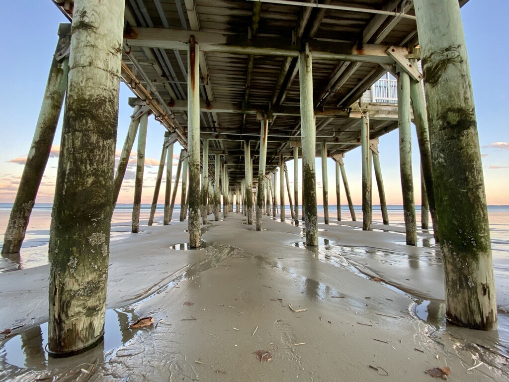 Under the Pier by clay88