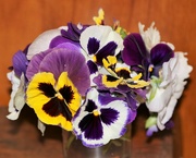 1st Apr 2022 - April 1: Spring-Flowers in a Vase