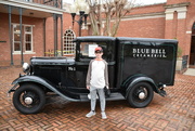 6th Apr 2022 - A Blue Bell lover @ the Blue Bell creamery