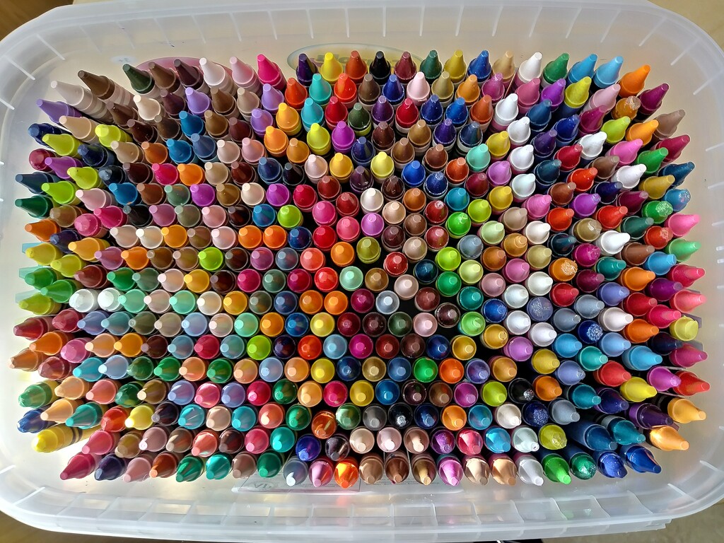 Crayons by dawnbjohnson2