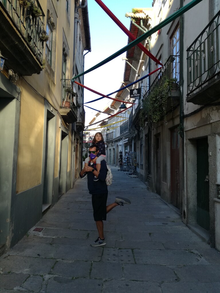 Viana streets by belucha