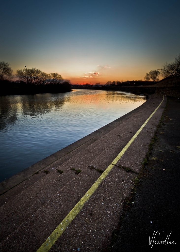 A River Trent sunset by vikdaddy