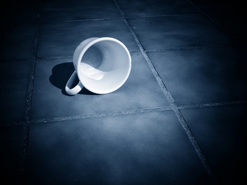 Tired cup after edition! by antonios