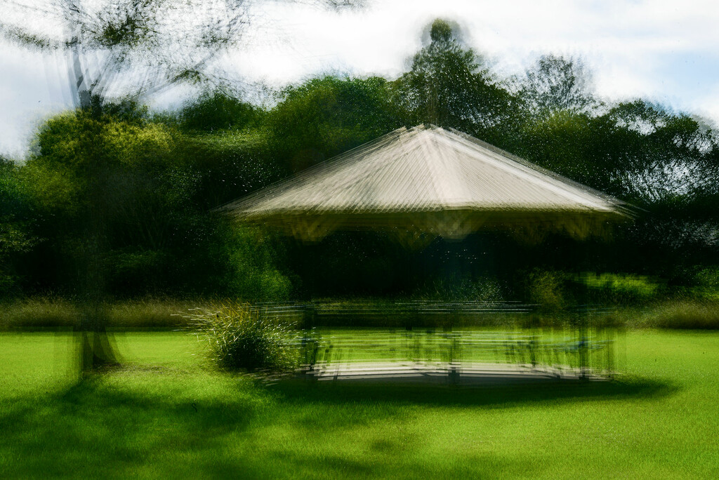 ICM: The bandstand by jeneurell