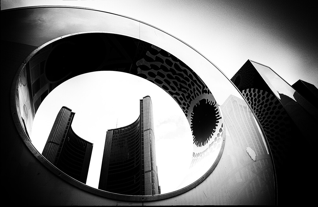 Noir Toronto City Hall by pdulis
