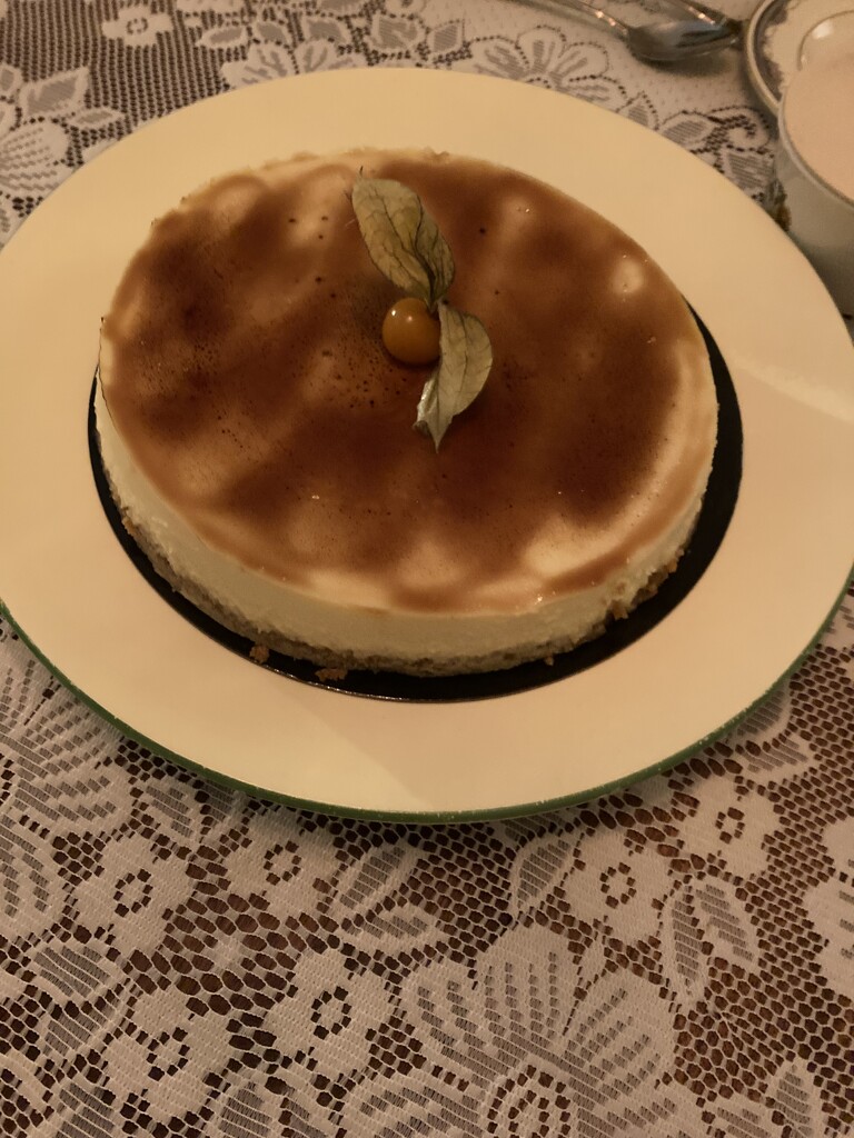 Cheesecake  by spanishliz