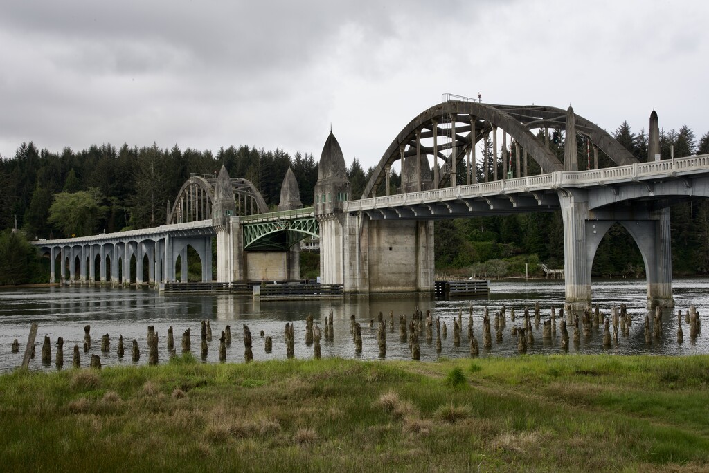 Siuslaw River Bridge - Florence, Oregon by mamabec