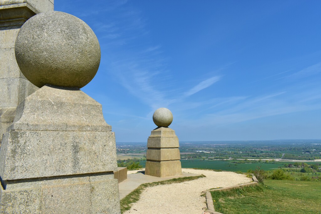 Coombe Hill - highest viewpoint in the Chilterns by anitaw