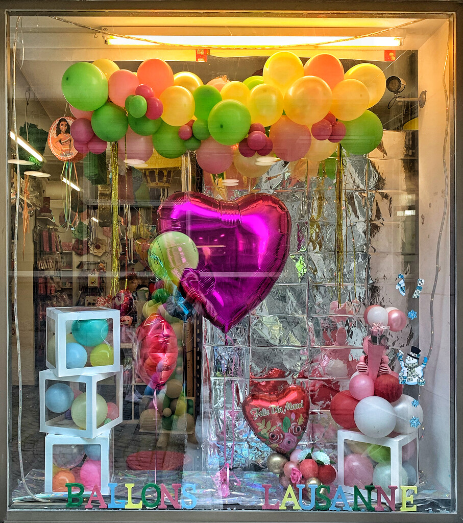 Heart shaped balloons.  by cocobella