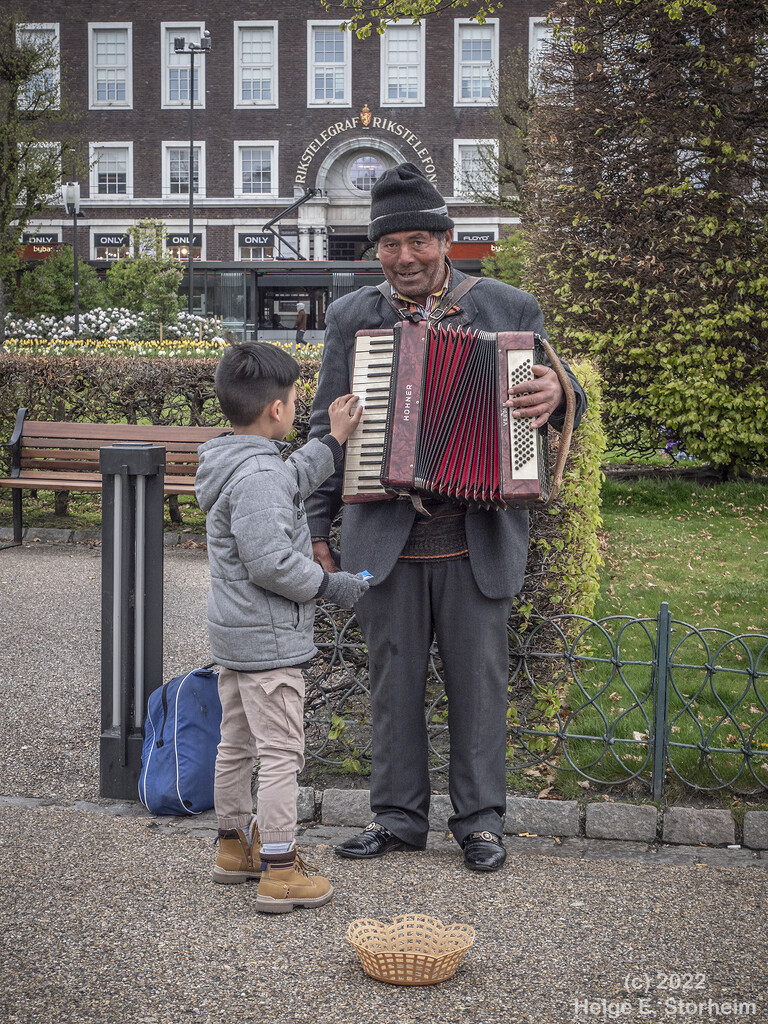 Accordion Recruitment Officer :-) by helstor365