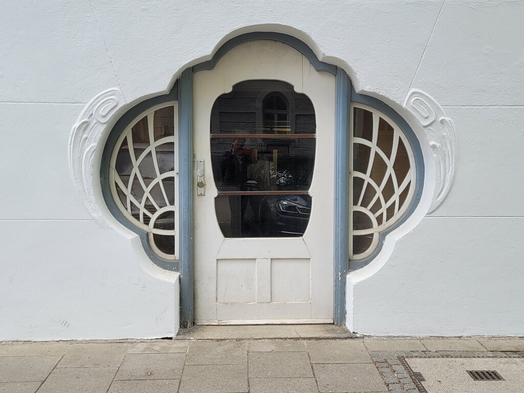 Art Deco Door by clearday