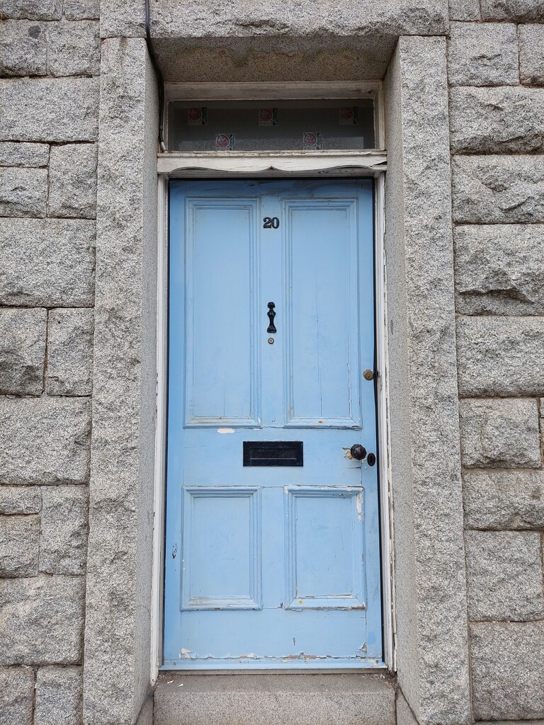 Dalbeattie door  by samcat