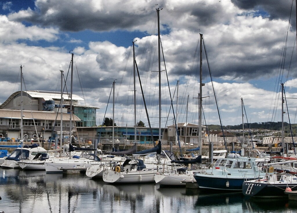 Sutton Harbour.... by cutekitty