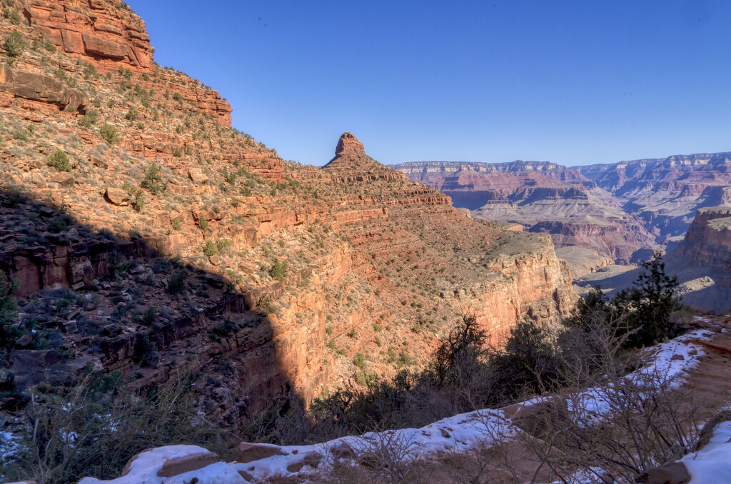 Along the Bright Angel Trail by kvphoto