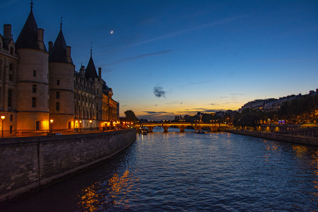 Nighttime on the Seine by cwbill