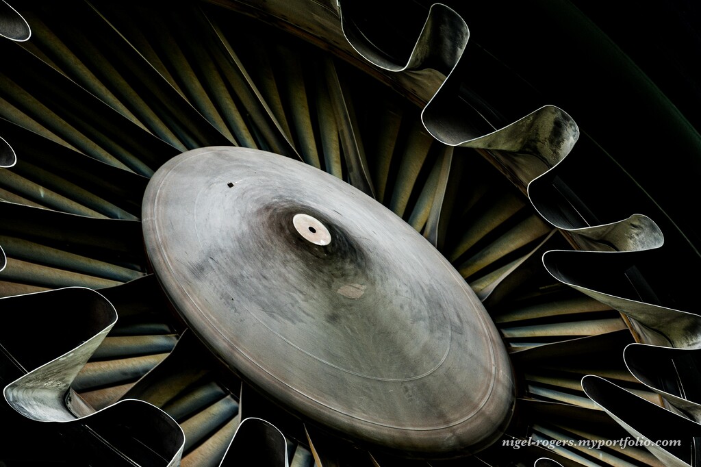 Engine rotor abstract? by nigelrogers