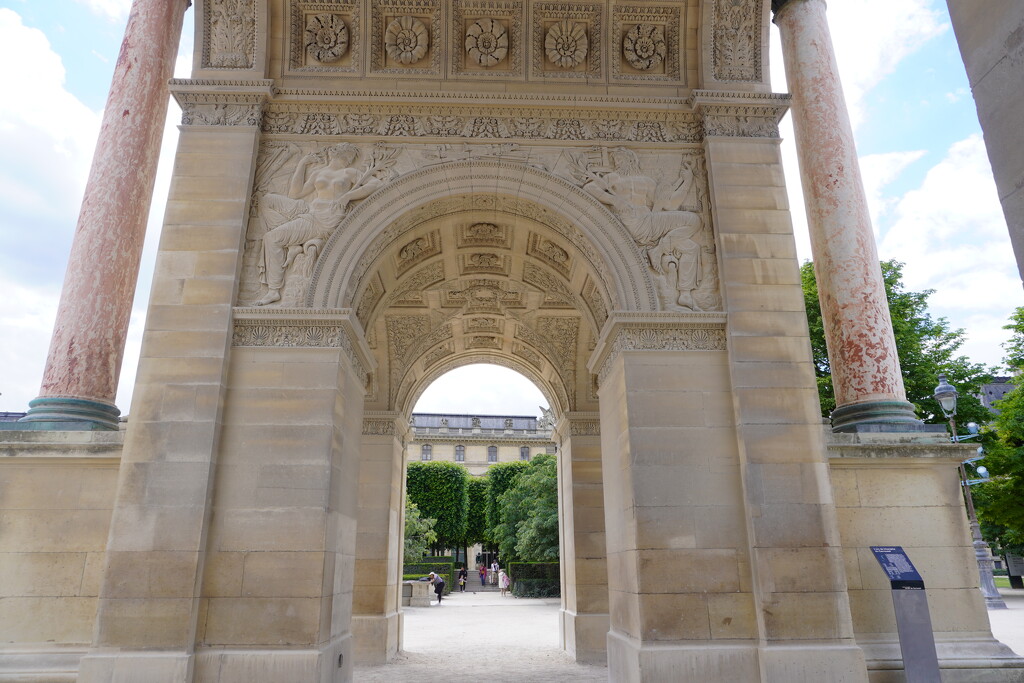 Arc de Triomphe du Carrousel by beverley365