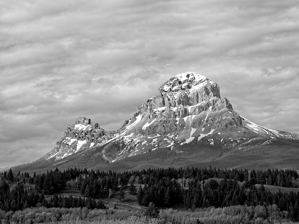 Seven Sisters Mountain and Crowsnest Mountain by mitchell304