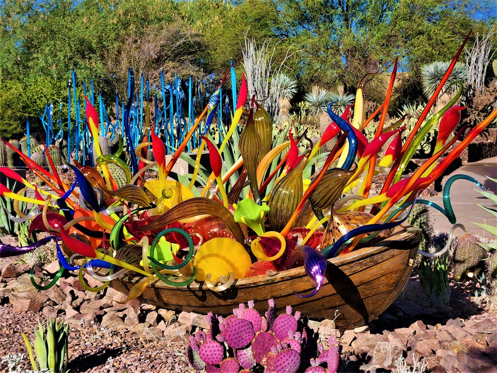 Chihuly in the Desert by mariaostrowski
