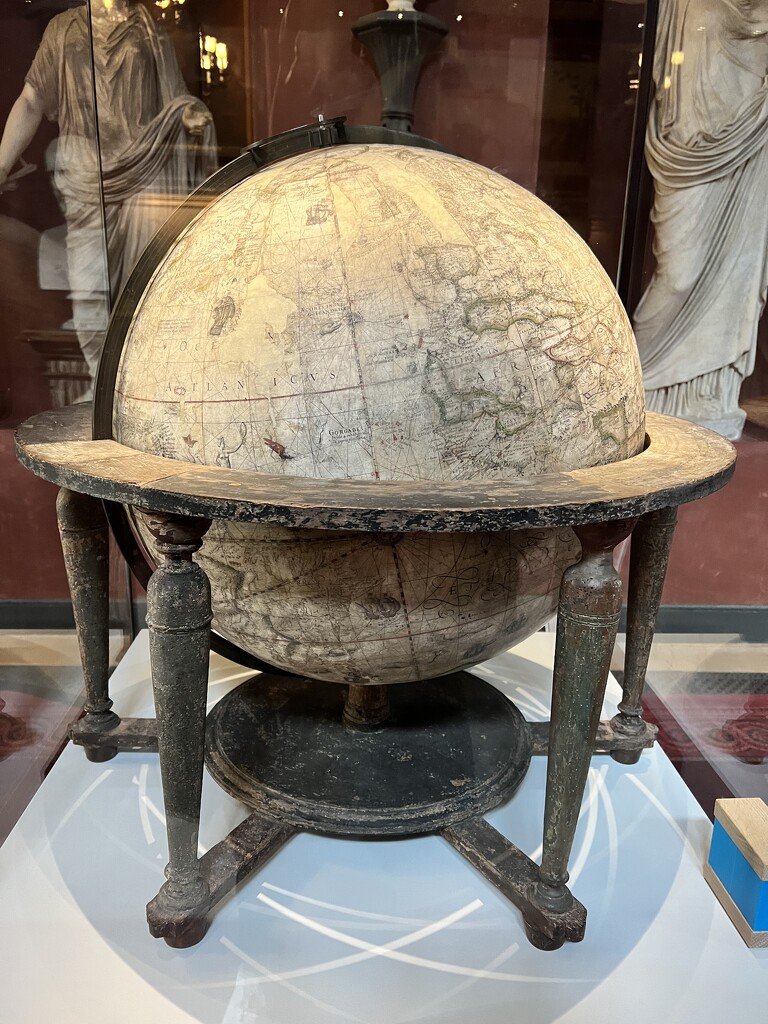 Molyneux Globe by tinley23
