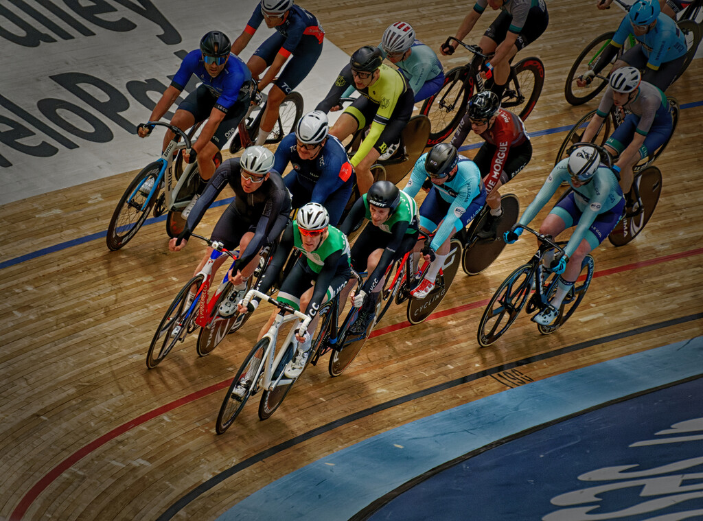 Action at the Velodrome by bob65