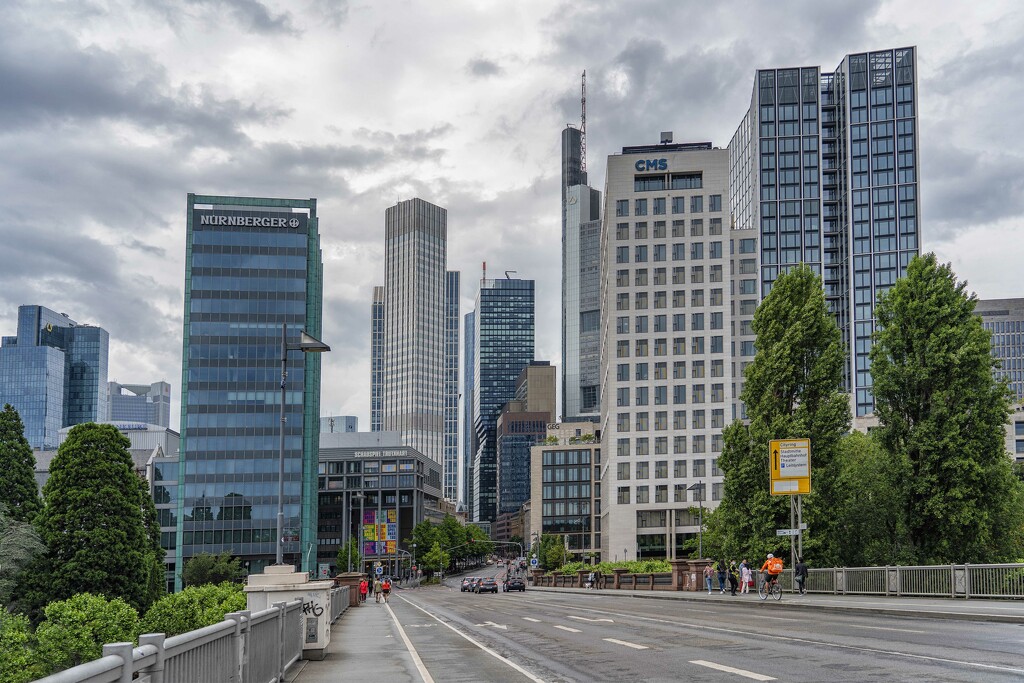 Frankfurt on the Main. by gamelee