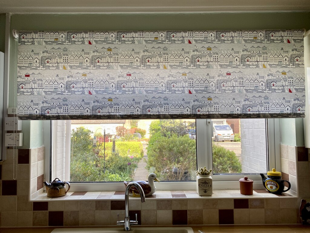 New Kitchen Blind by gillian1912