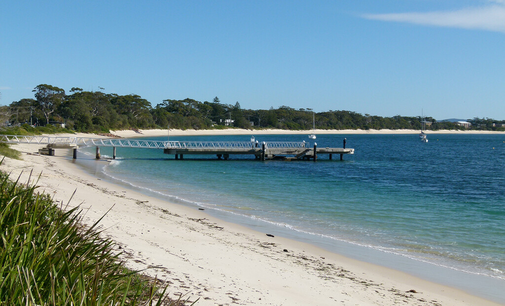 Shoal Bay Jetty by onewing