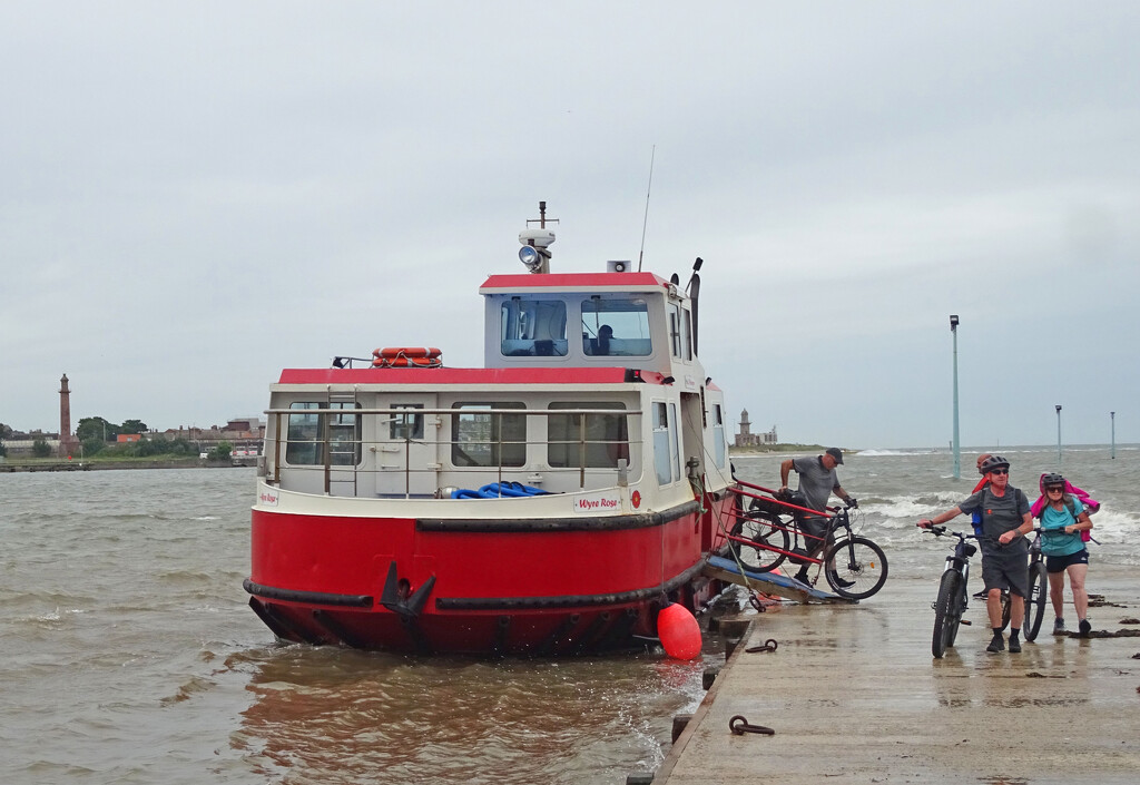 The Fleetwood Ferry at Knott End by marianj