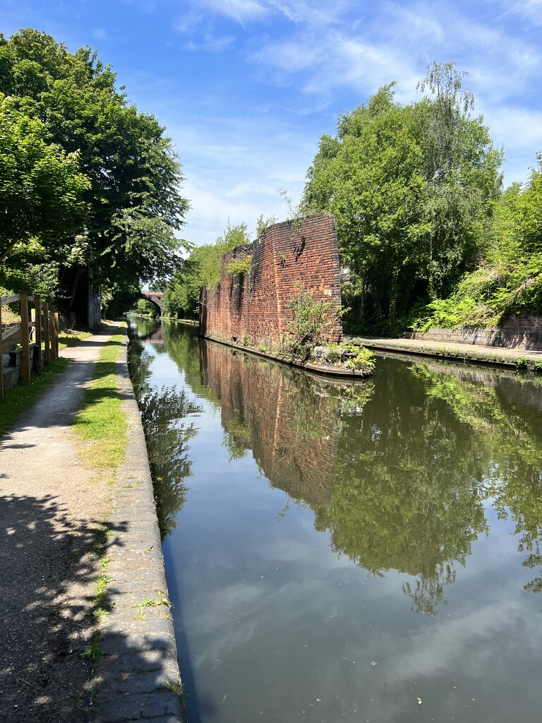 The Birmingham Canal by tinley23