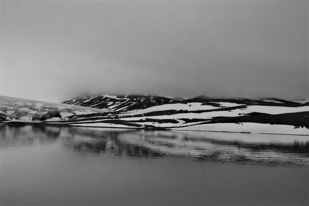 Reflections. The coast of Svalbard by 365jgh