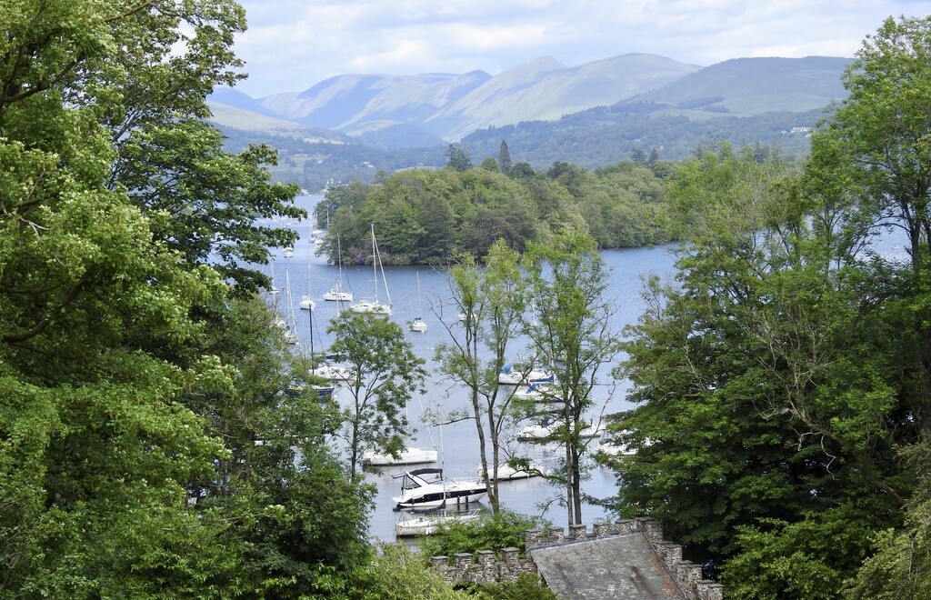 Lake Windermere and Beyond by susiemc