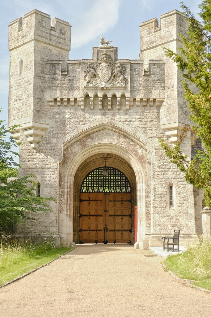 Castle gate by 4rky