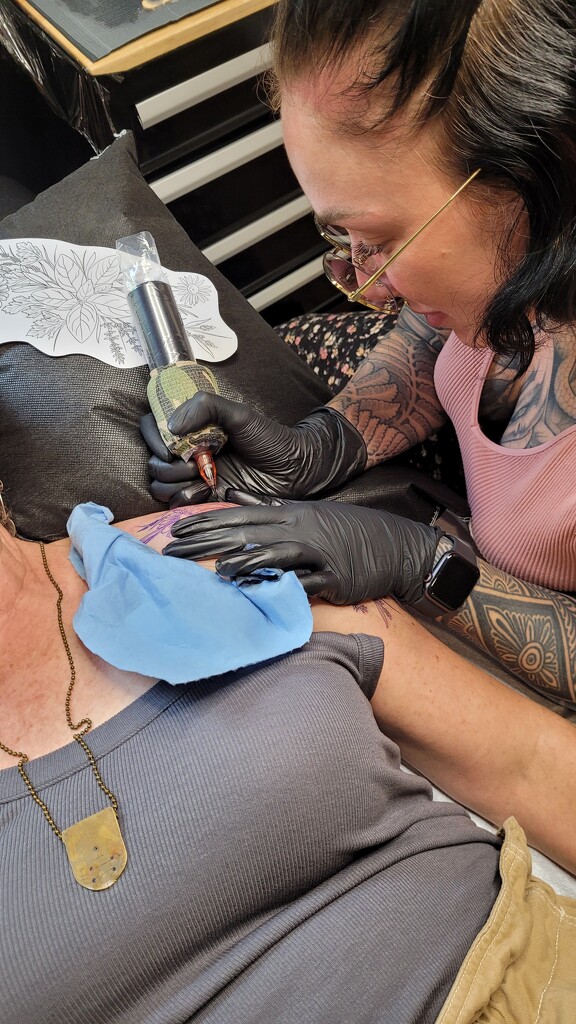 Brittany McCarty - tattoo artist at work (on me) by darylo