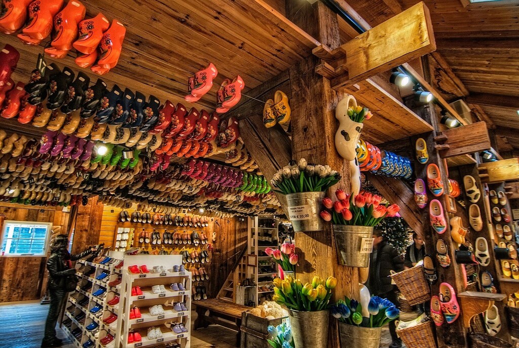 Wooden shoes by marciaduarte