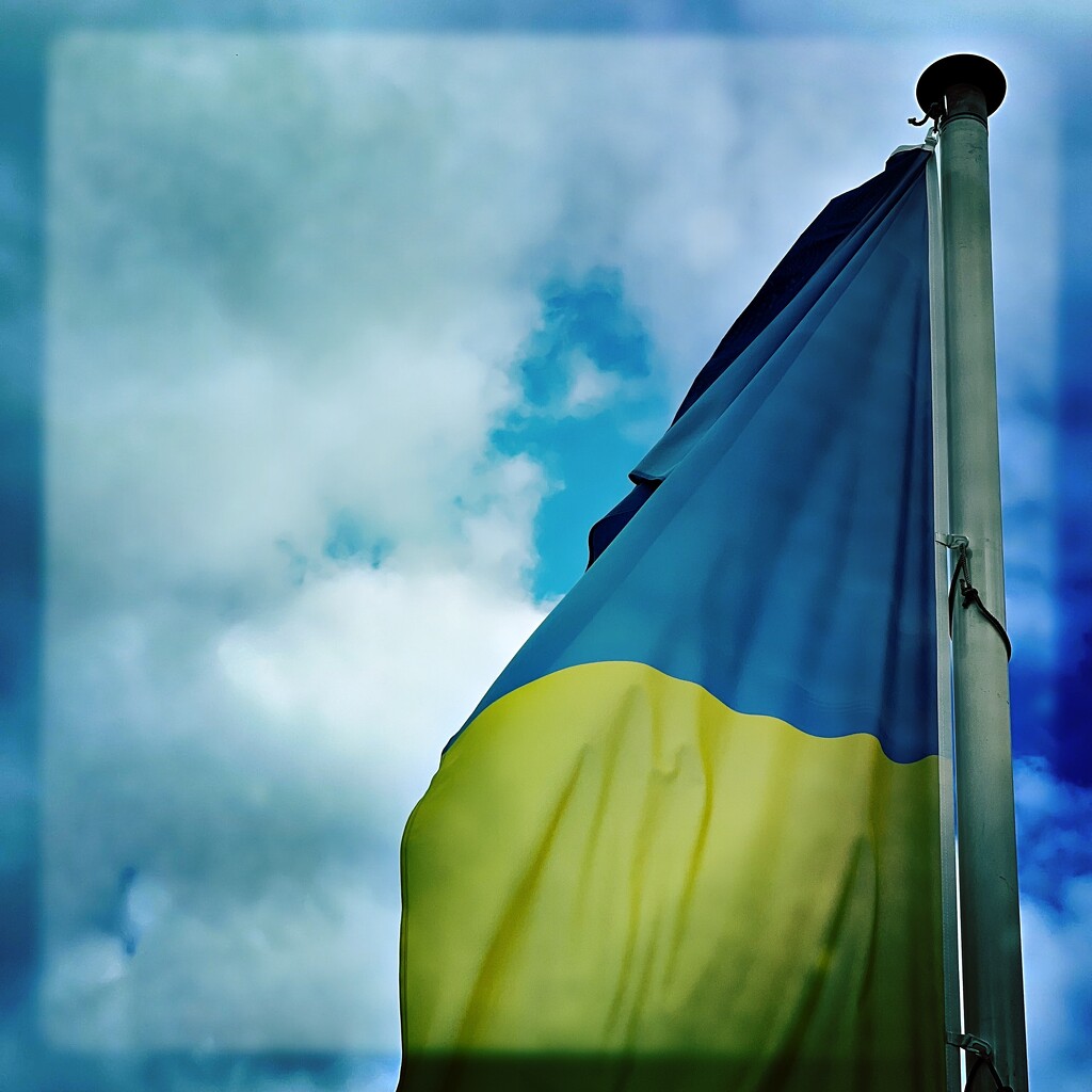 I wish an independence day for all Ukrainians! by mastermek